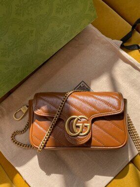 Gucci GG Marmont Super Mini Bag
